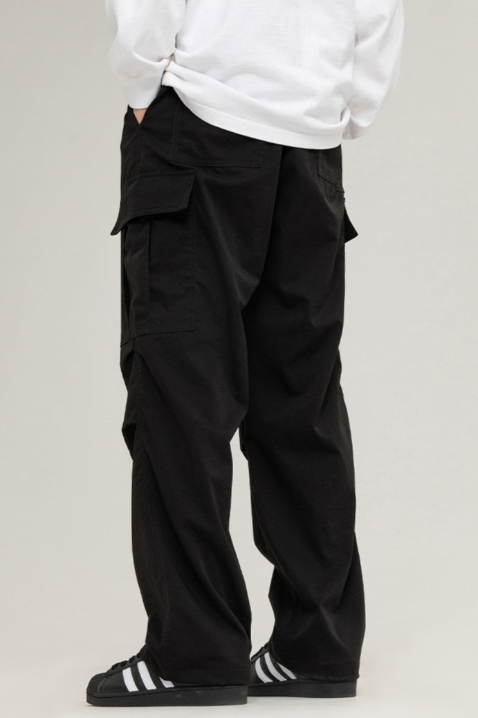 Versatile Multi-Pocket Cargo Pants