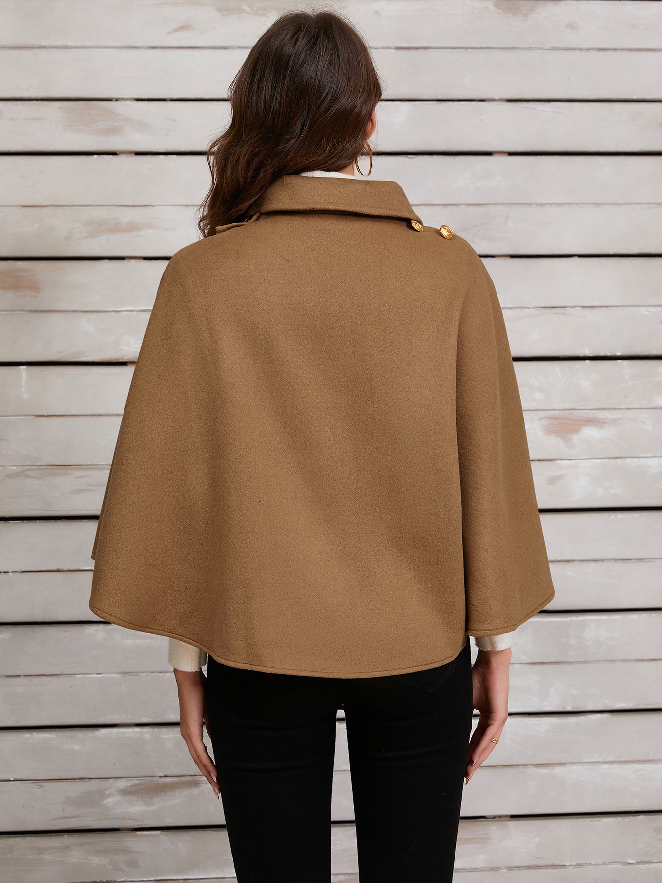 Chic Camel Cape with Elegant Gold Button for Sophisticated Occasions